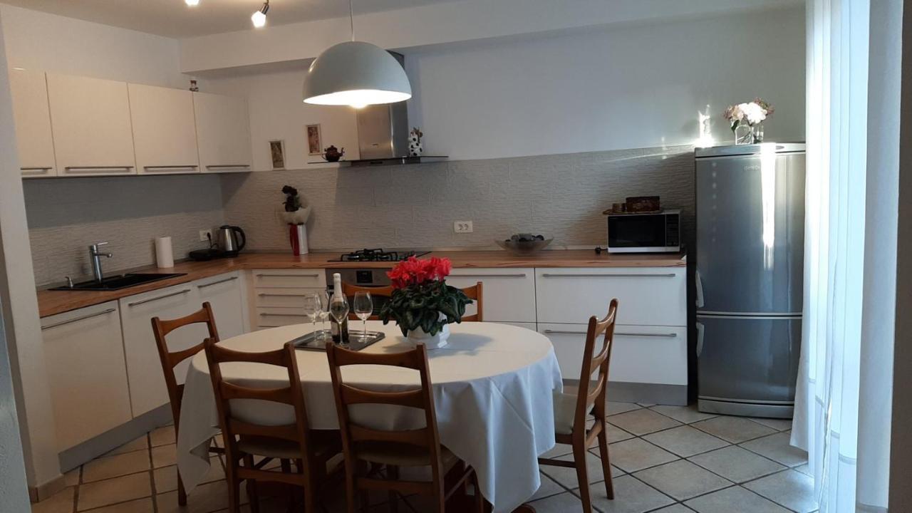 Apartman Nada I Fažana Zewnętrze zdjęcie